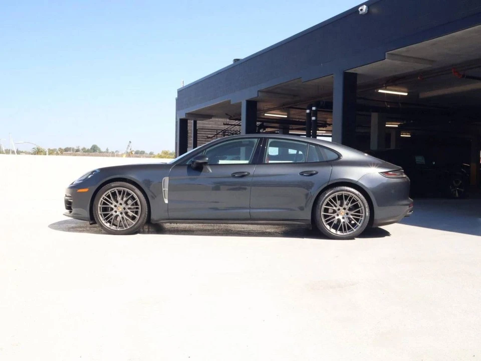 2023 Porsche 971 Panamera - Image 2 of 5