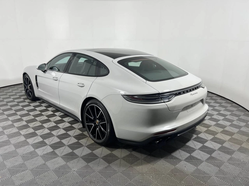 2023 Porsche 971 Panamera - Image 3 of 5