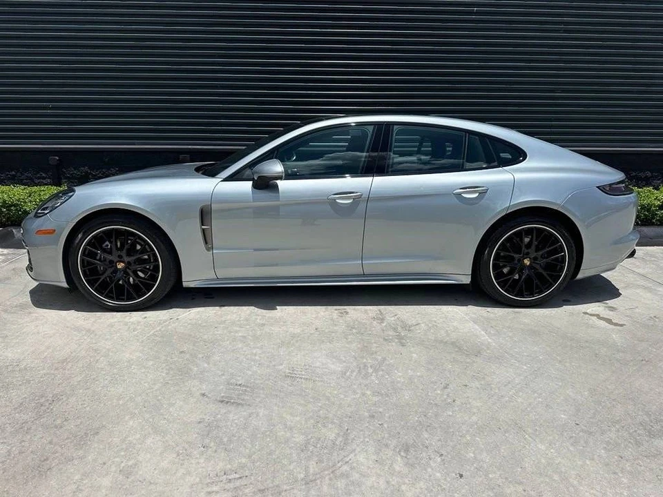 2023 Porsche 971 Panamera - Image 2 of 5