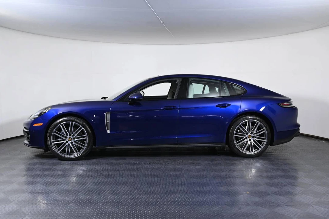 2023 Porsche 971 Panamera - Image 2 of 5