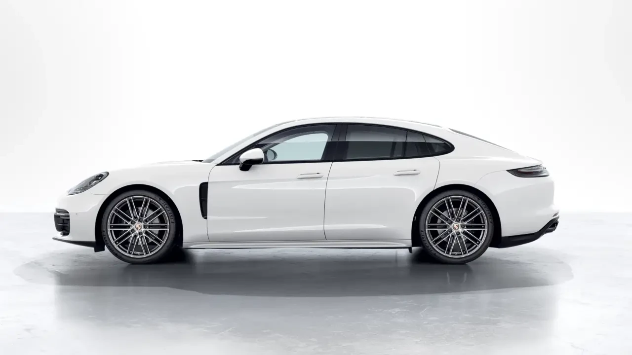 2023 Porsche 971 Panamera - Image 16 of 30