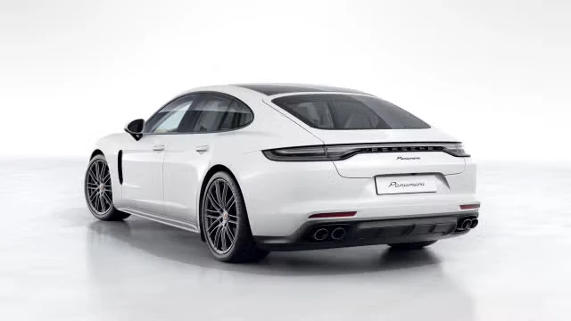 2023 Porsche 971 Panamera - Image 18 of 30