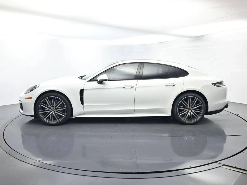 2023 Porsche 971 Panamera - Image 2 of 5