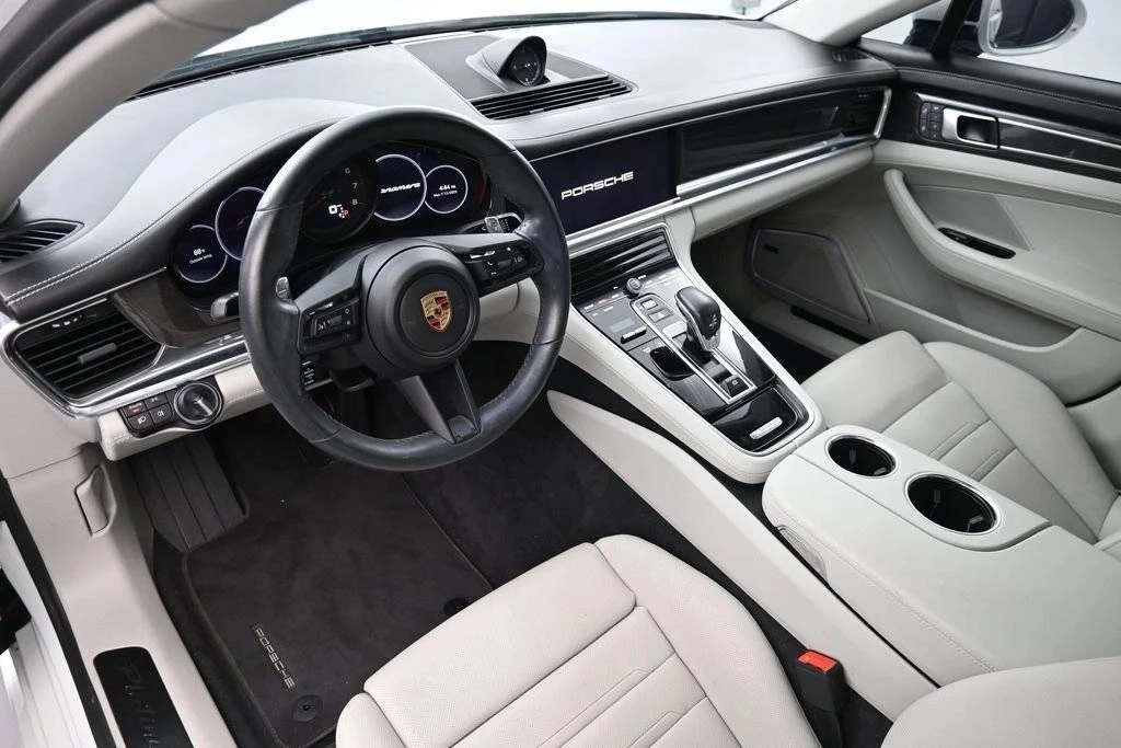 2023 Porsche 971 Panamera - Image 4 of 5