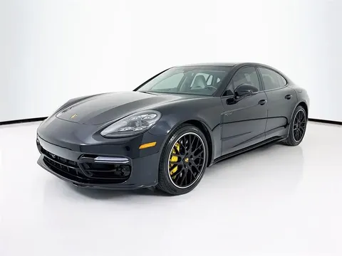 2023 Porsche Panamera Turbo S E-Hybrid