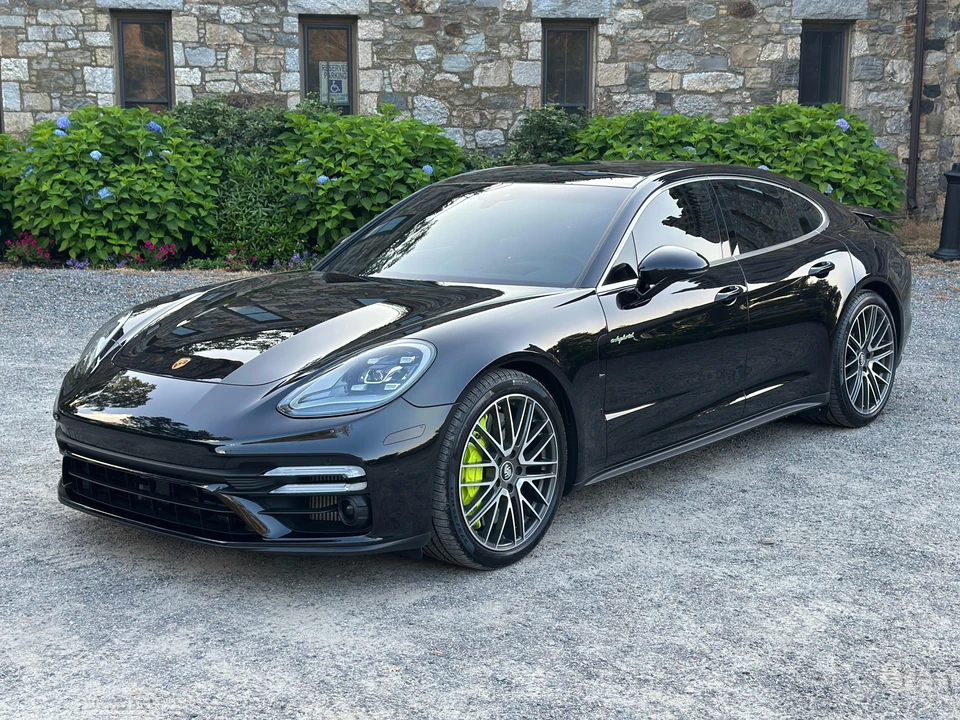 2023 Porsche 971 Panamera Turbo - Image 10 of 31