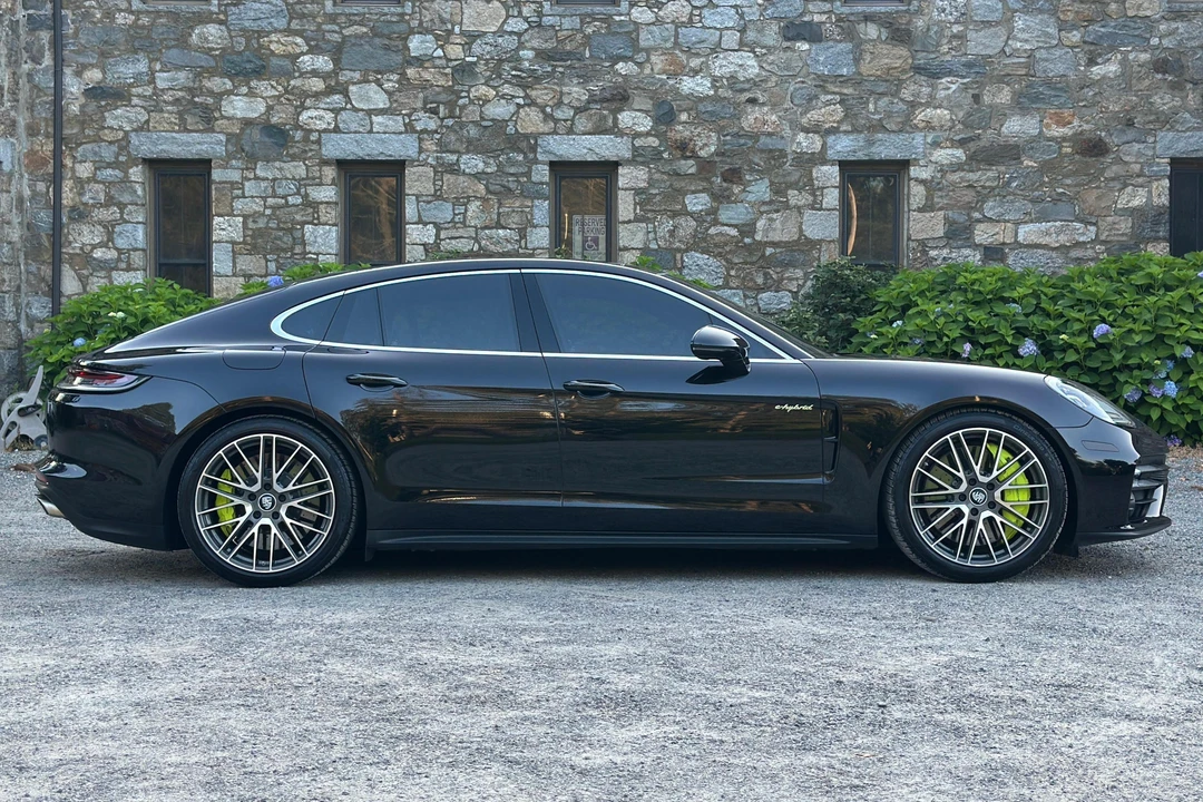 2023 Porsche 971 Panamera Turbo - Image 3 of 31
