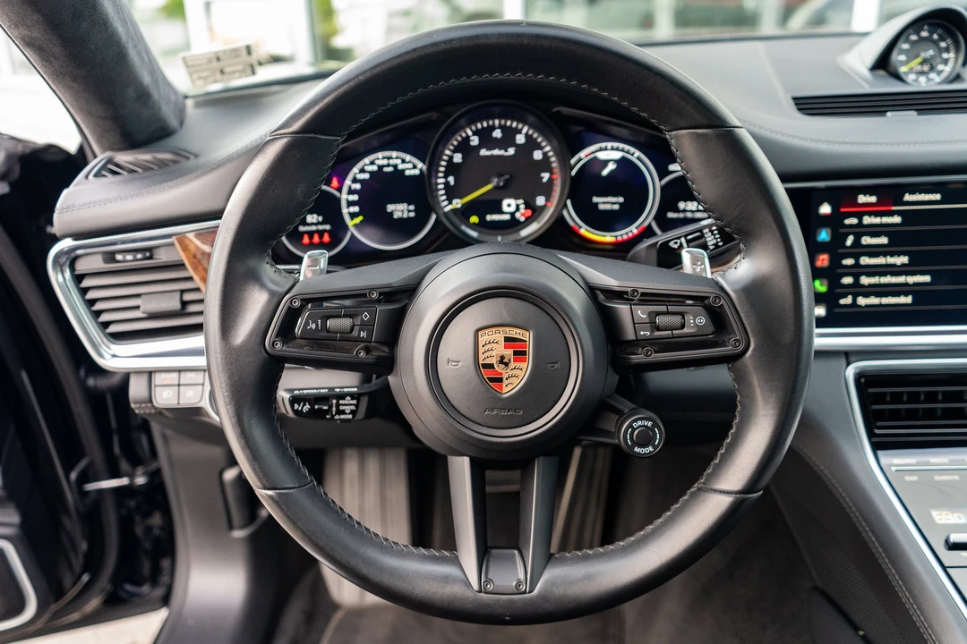 2023 Porsche 971 Panamera Turbo - Image 13 of 31