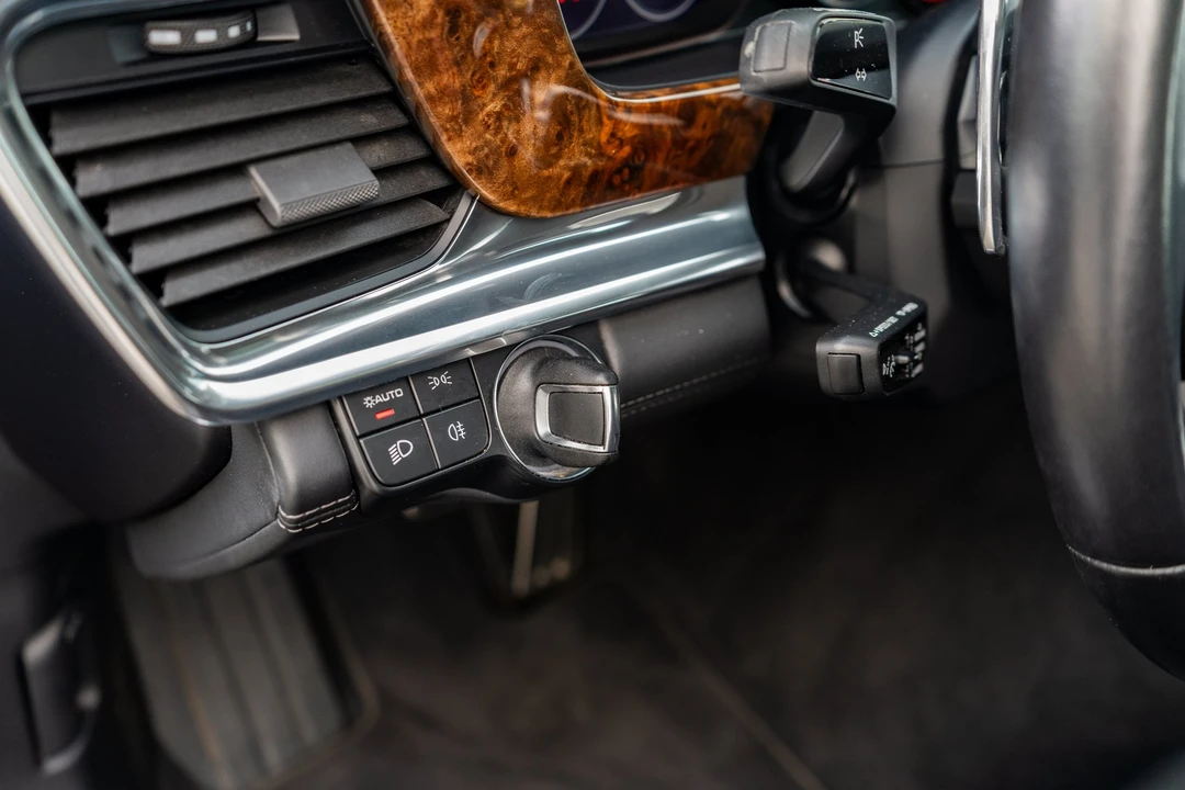2023 Porsche 971 Panamera Turbo - Image 12 of 31