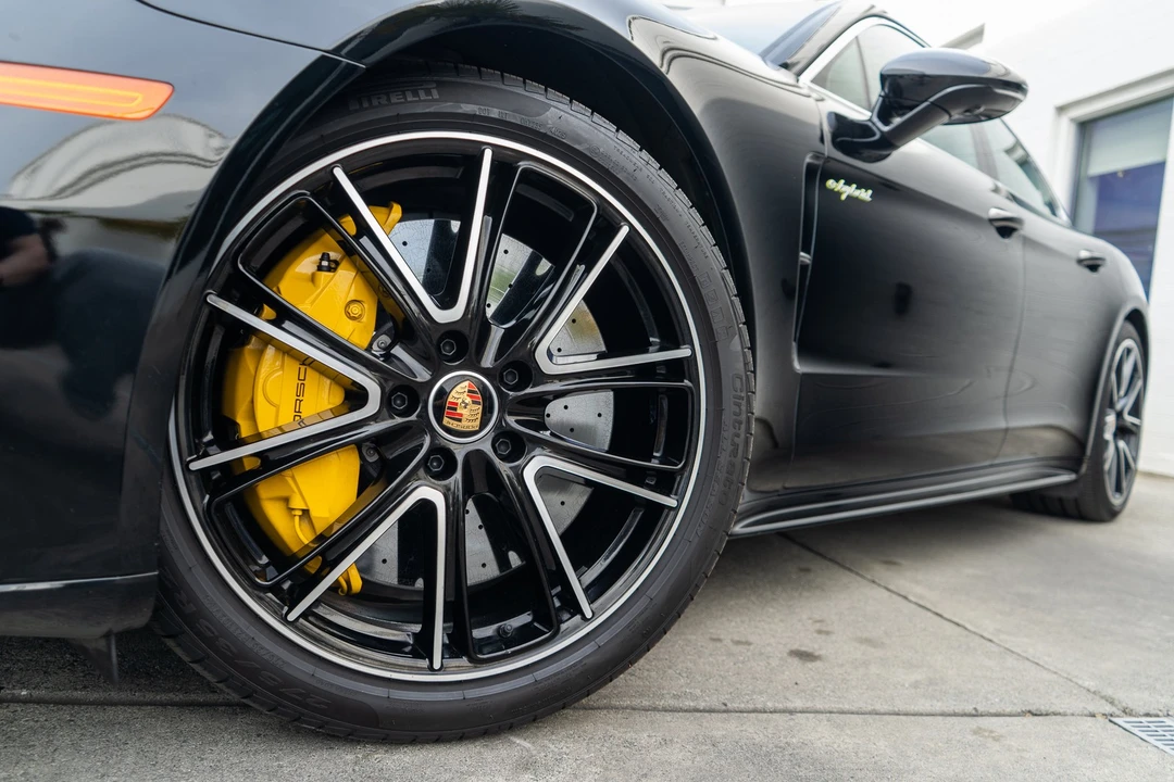 2023 Porsche 971 Panamera Turbo - Image 4 of 31
