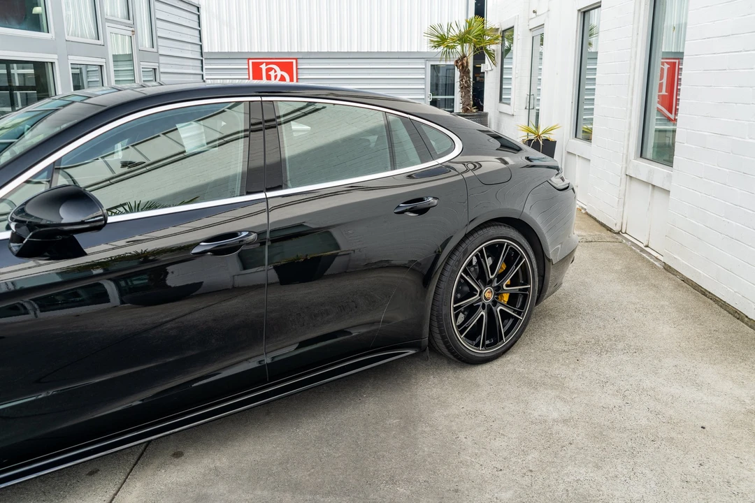2023 Porsche 971 Panamera Turbo - Image 5 of 31