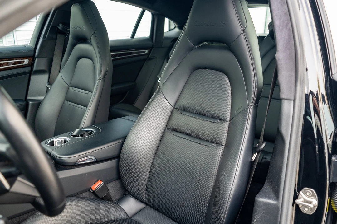 2023 Porsche 971 Panamera Turbo - Image 9 of 31