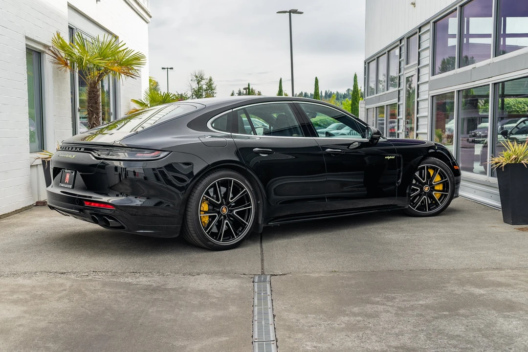 2023 Porsche 971 Panamera Turbo - Image 7 of 31