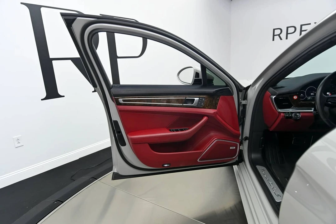 2023 Porsche 971 Panamera Turbo - Image 17 of 24