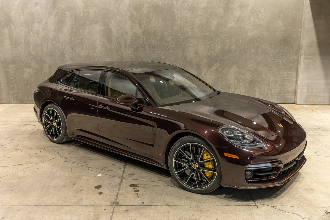 2023 Porsche 971 Panamera Sport Turismo - Image 17 of 31