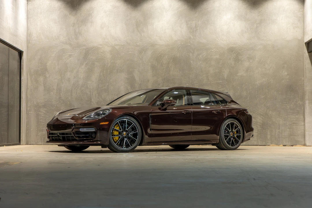 2023 Porsche 971 Panamera Sport Turismo - Image 2 of 31