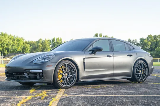 2023 Porsche Panamera Turbo S
