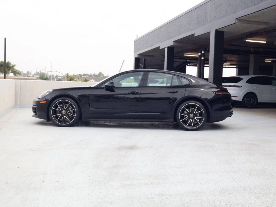 2023 Porsche 971 Panamera - Image 2 of 5