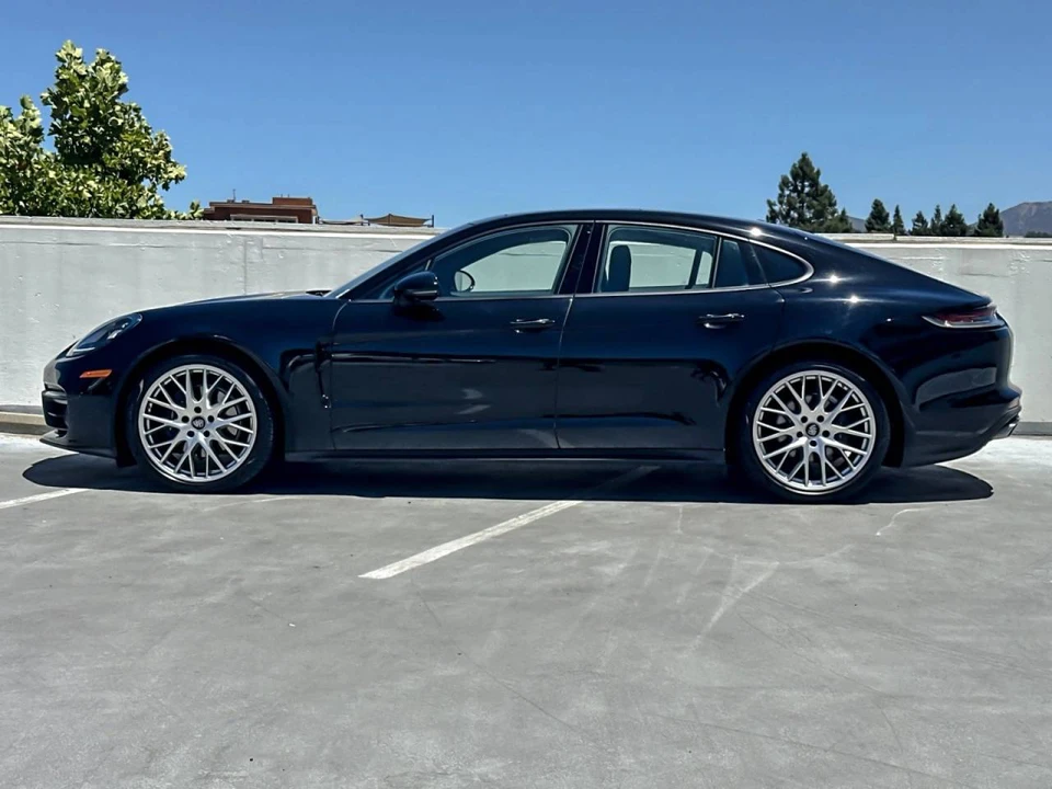 2023 Porsche 971 Panamera - Image 2 of 5