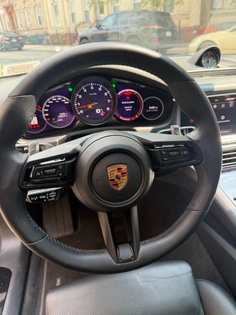 2023 Porsche 971 Panamera - Image 10 of 19