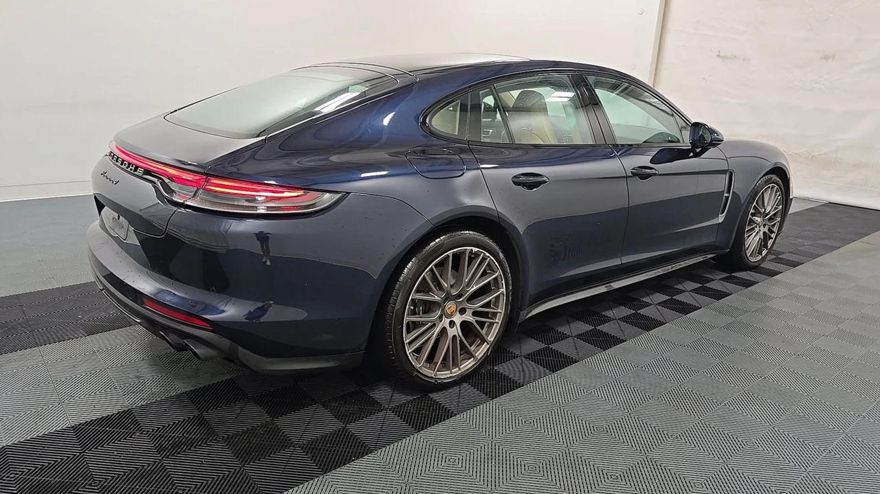 2023 Porsche 971 Panamera - Image 4 of 10