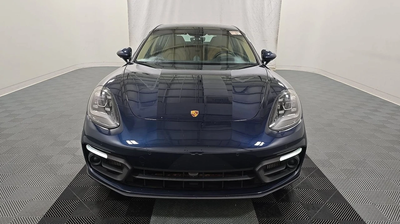 2023 Porsche 971 Panamera - Image 2 of 10