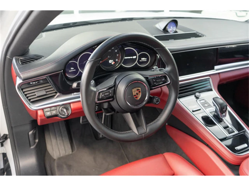 2023 Porsche 971 Panamera - Image 13 of 31