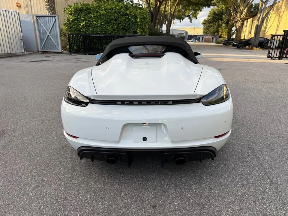 2023 Porsche 718 Boxster Spyder - Image 6 of 19