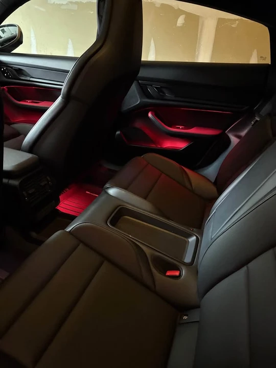 2023 Porsche Taycan - Image 14 of 15