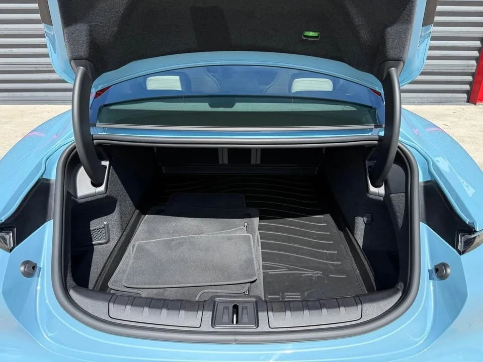 2023 Porsche Taycan - Image 19 of 19