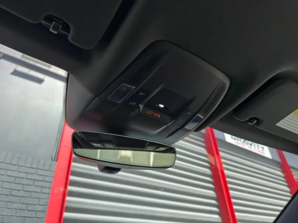 2023 Porsche Taycan - Image 17 of 19