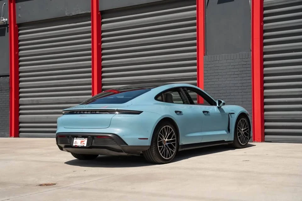2023 Porsche Taycan - Image 4 of 19