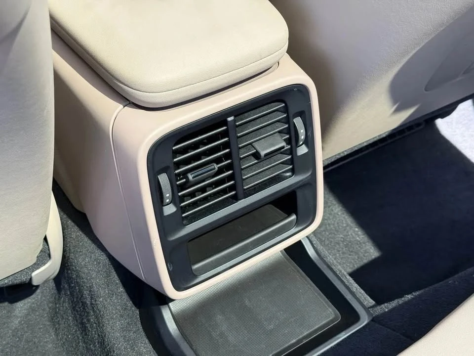 2023 Porsche Taycan - Image 15 of 19