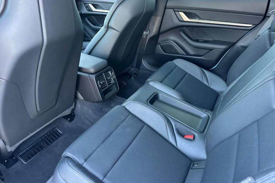2023 Porsche Taycan - Image 15 of 15