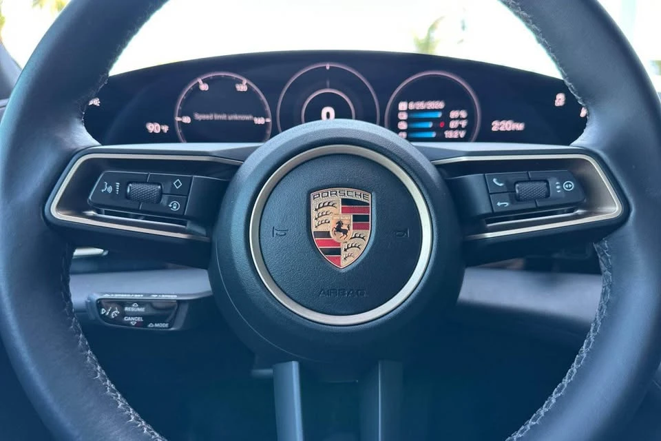 2023 Porsche Taycan - Image 4 of 15
