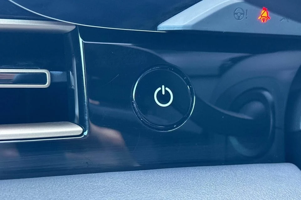 2023 Porsche Taycan - Image 5 of 15