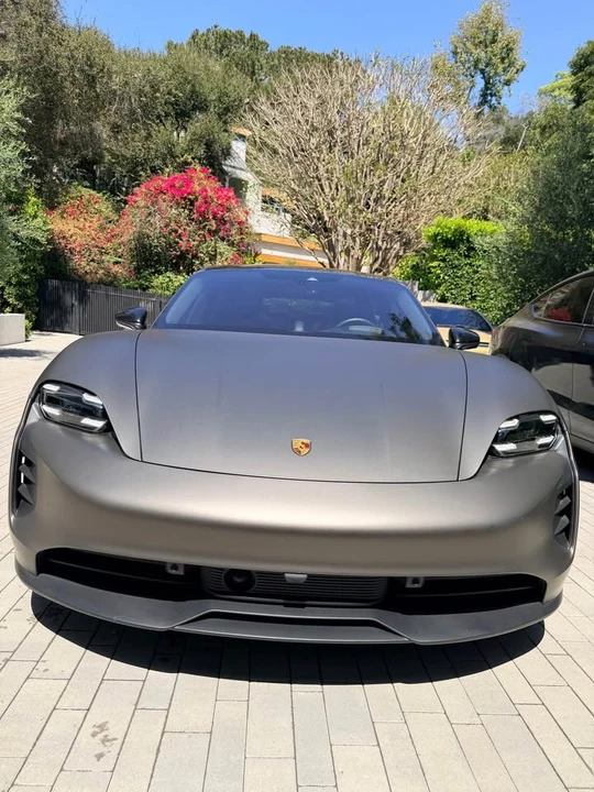 2023 Porsche Taycan GTS - Image 5 of 12