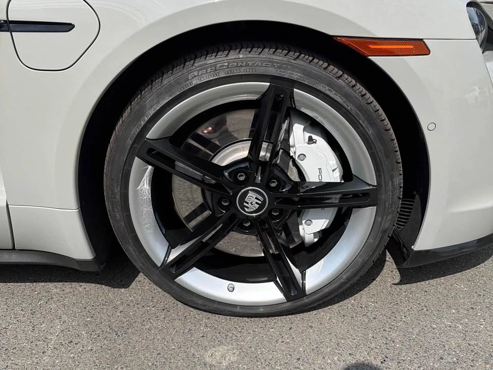 2023 Porsche Taycan - Image 7 of 9