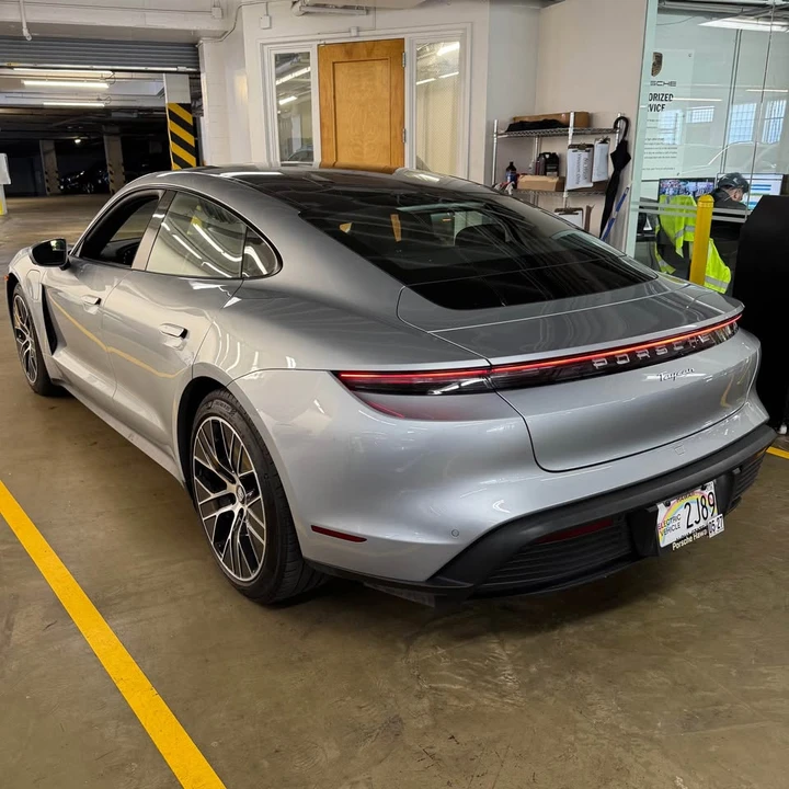 2023 Porsche Taycan - Image 6 of 14