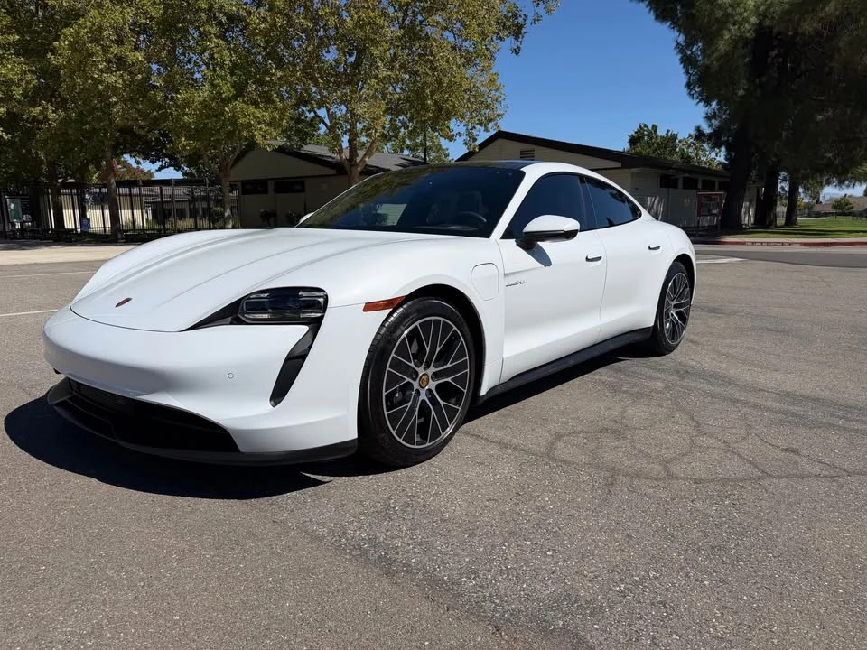 2023 Porsche Taycan - Image 2 of 11