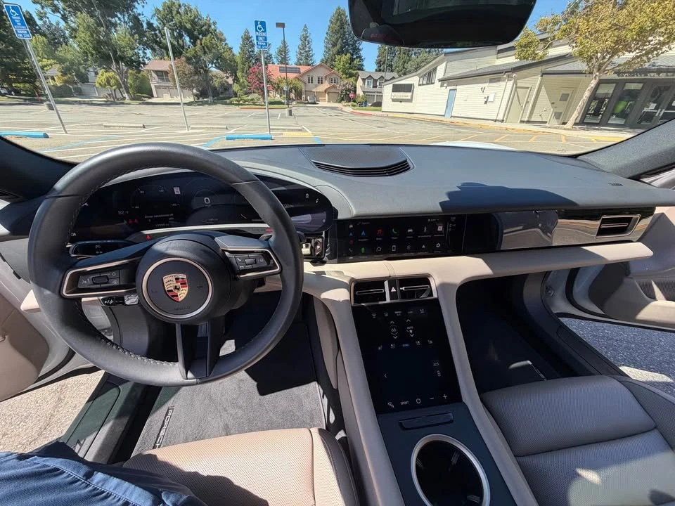 2023 Porsche Taycan - Image 11 of 11