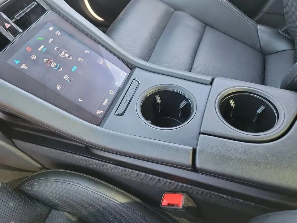 2023 Porsche Taycan - Image 11 of 19