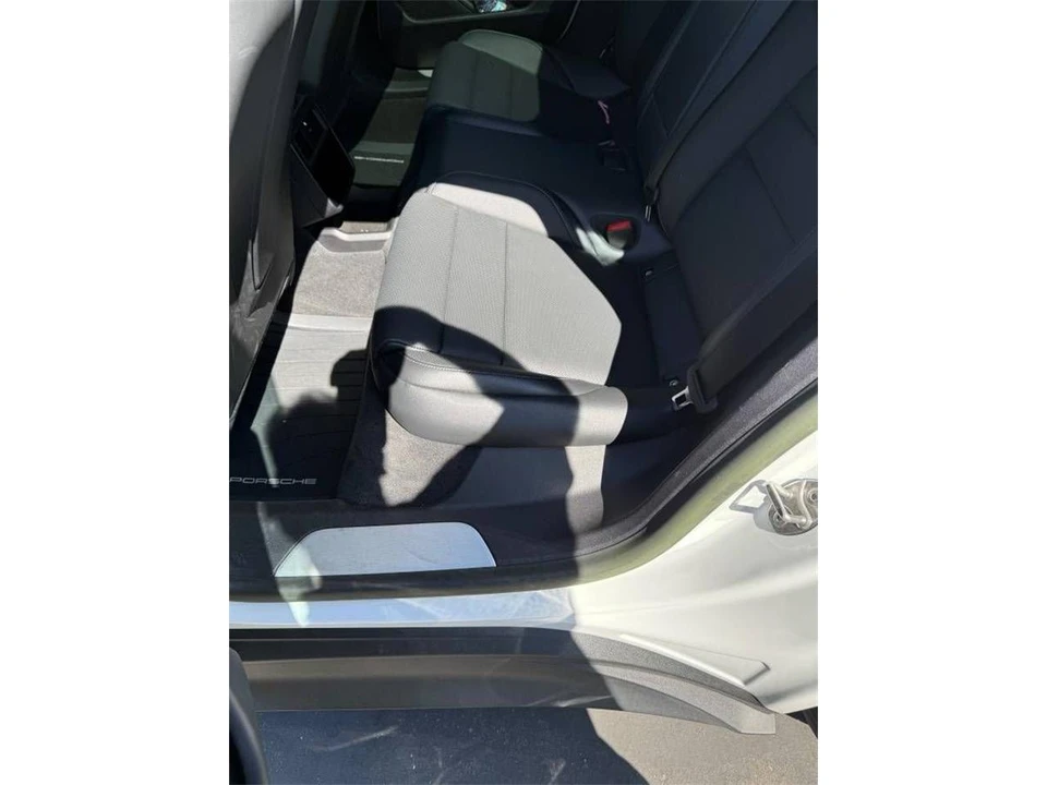 2023 Porsche Taycan - Image 8 of 8