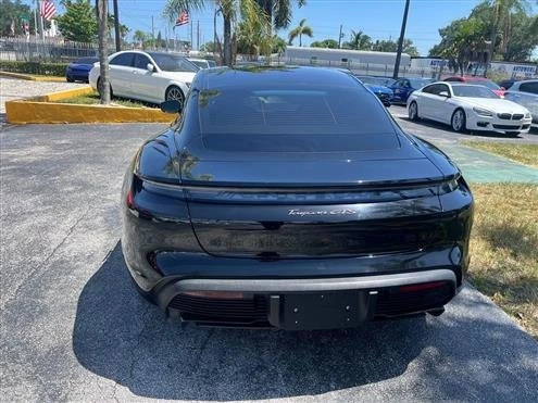 2023 Porsche Taycan - Image 17 of 18