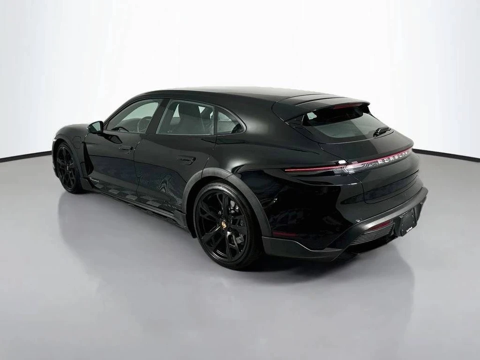 2023 Porsche Taycan Cross Turismo - Image 3 of 4