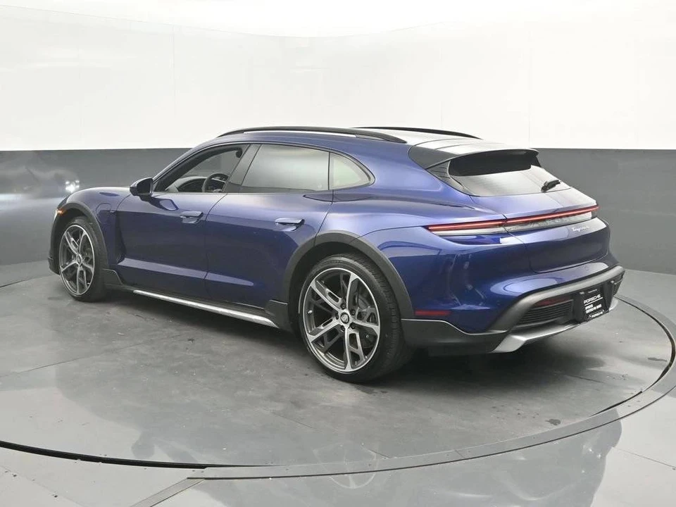 2023 Porsche Taycan Cross Turismo - Image 3 of 5