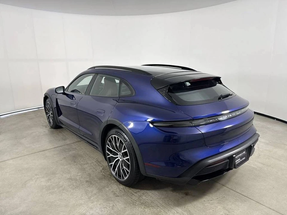 2023 Porsche Taycan Cross Turismo - Image 3 of 5