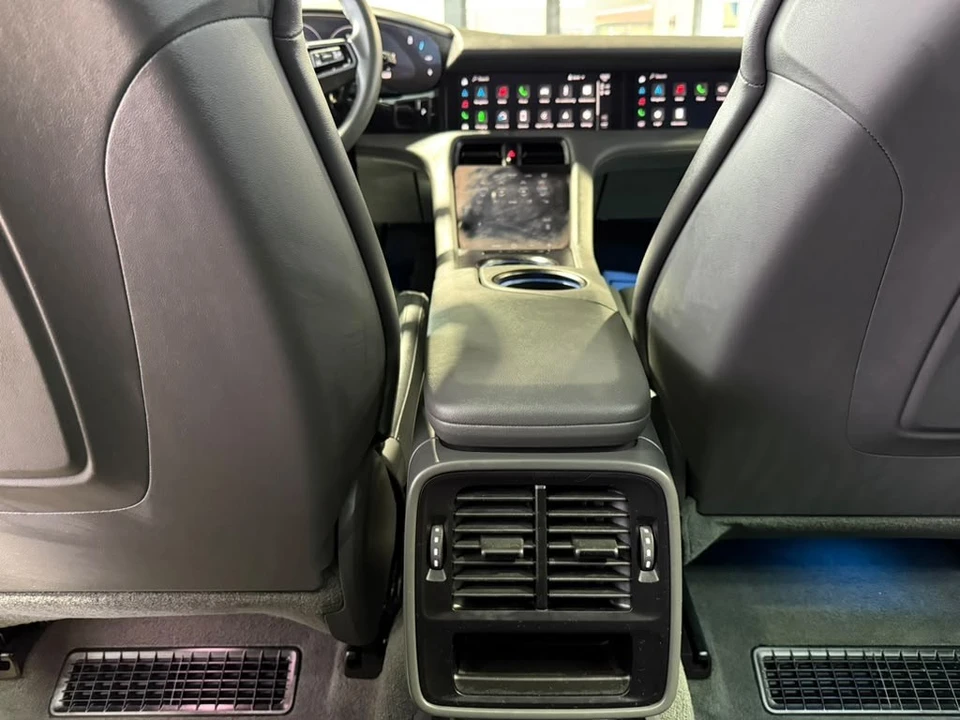 2023 Porsche Taycan - Image 28 of 31