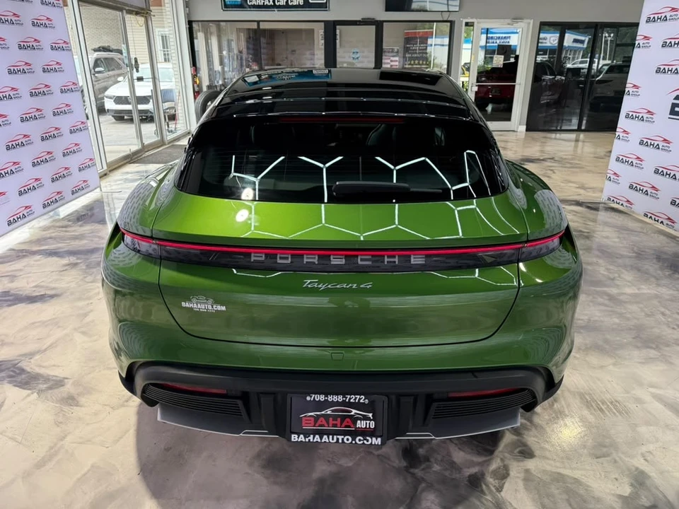 2023 Porsche Taycan - Image 14 of 31