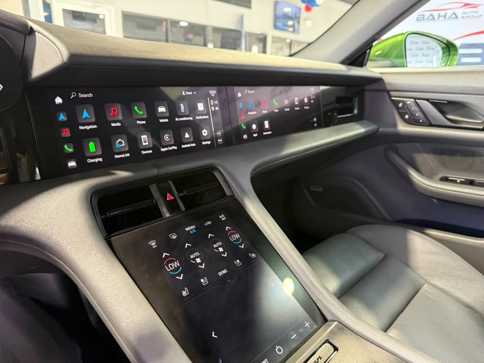 2023 Porsche Taycan - Image 28 of 31